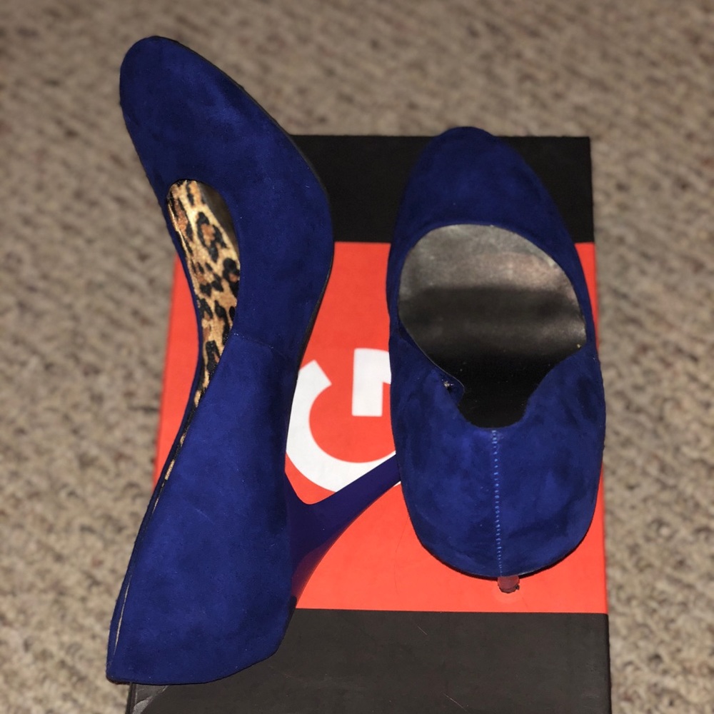 Guess heels